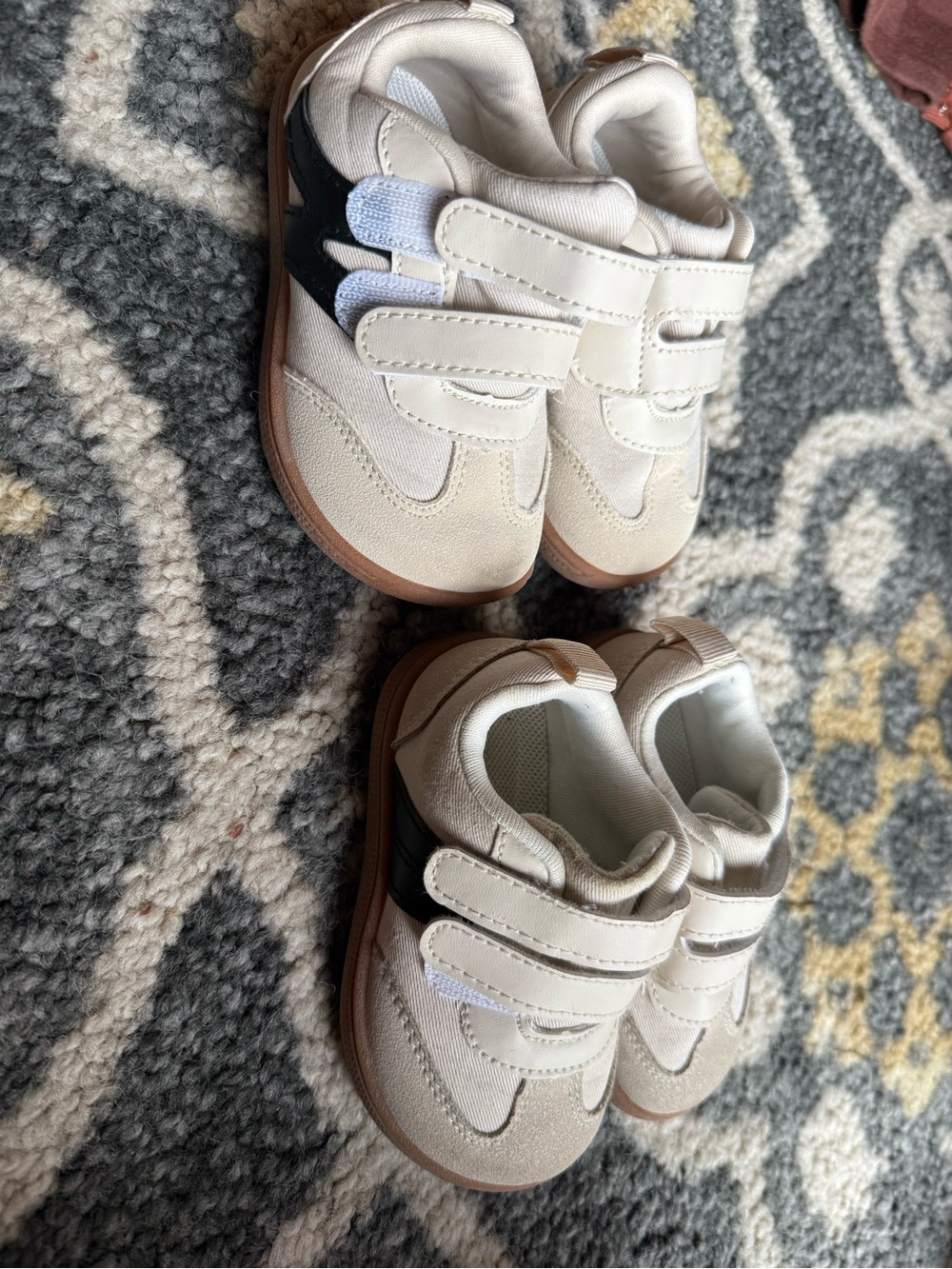 Kids Wide toe box, Beige & Black Velcro Sneakers
